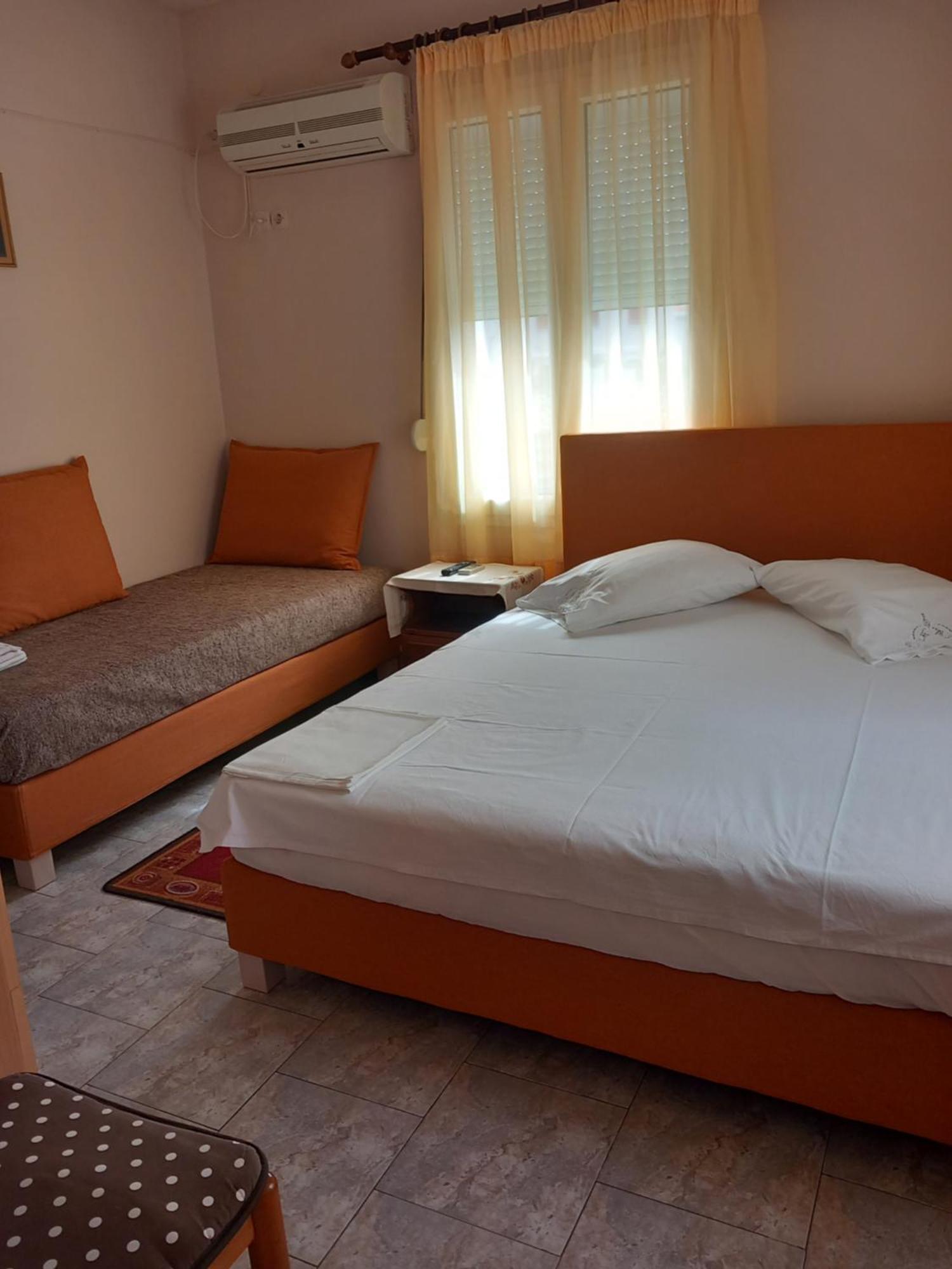 Thalia'S Garden Hotel Mytilene Exterior photo